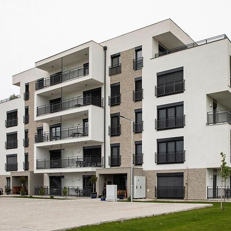 Kinga Apartman Дунайська Стреда Екстер'єр фото